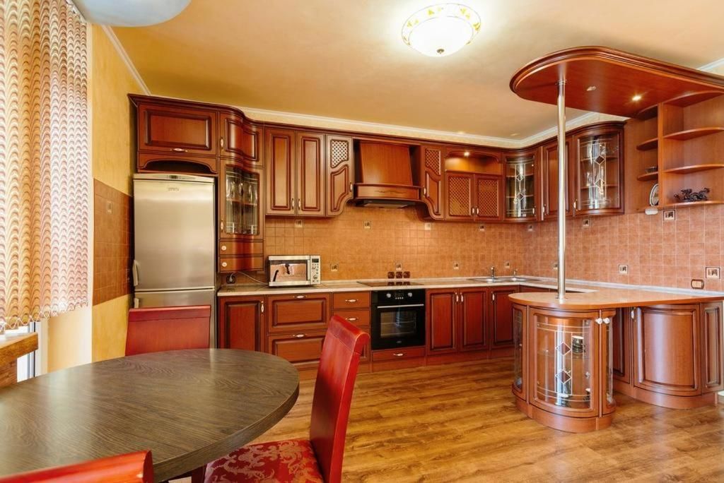 Апартаменты LuxCityApart on Ushakova 1V Киев-9